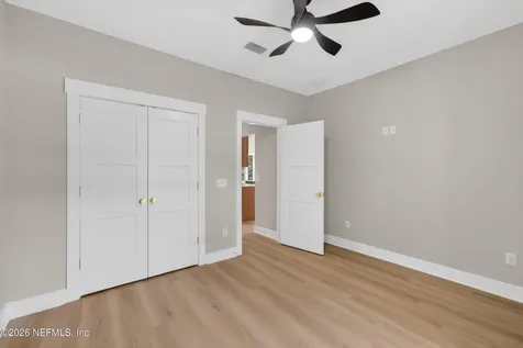 464 E Shuey Avenue Macclenny FL 32063