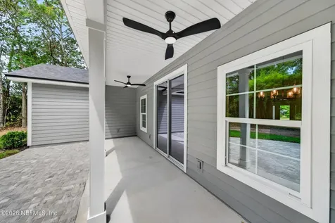 464 E Shuey Avenue Macclenny FL 32063