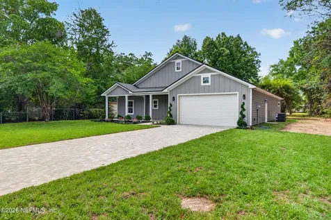 464 E Shuey Avenue Macclenny FL 32063