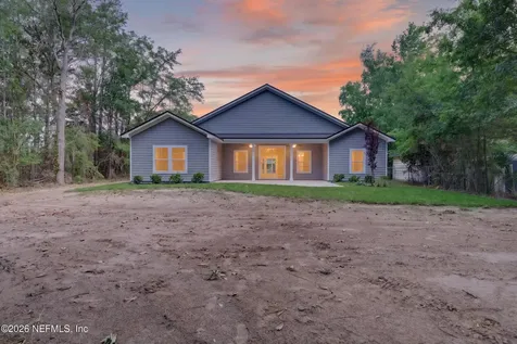 464 E Shuey Avenue Macclenny FL 32063
