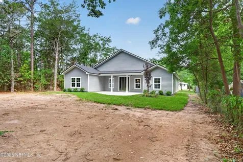 464 E Shuey Avenue Macclenny FL 32063