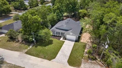 464 E Shuey Avenue Macclenny FL 32063