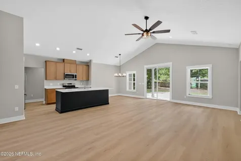 464 E Shuey Avenue Macclenny FL 32063