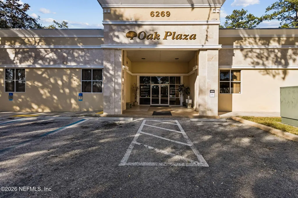 6269 Beach Boulevard Jacksonville FL 32216
