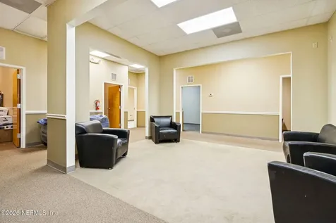 6269 Beach Boulevard Jacksonville FL 32216