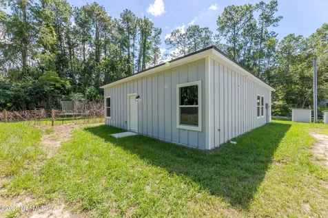 8119 Siskin Avenue Jacksonville FL 32219