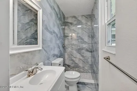 6647 Manhattan Drive Jacksonville FL 32219