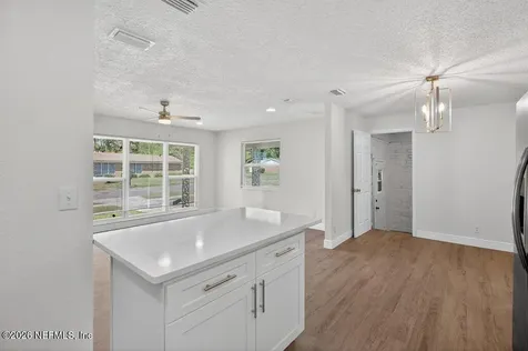6647 Manhattan Drive Jacksonville FL 32219