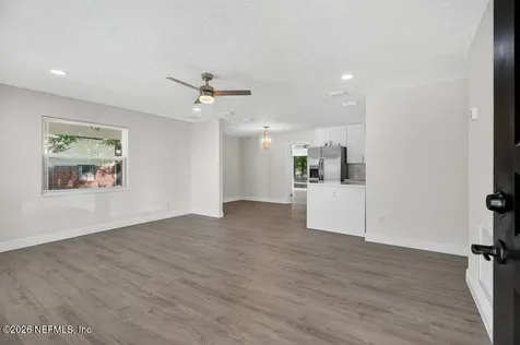 6647 Manhattan Drive Jacksonville FL 32219