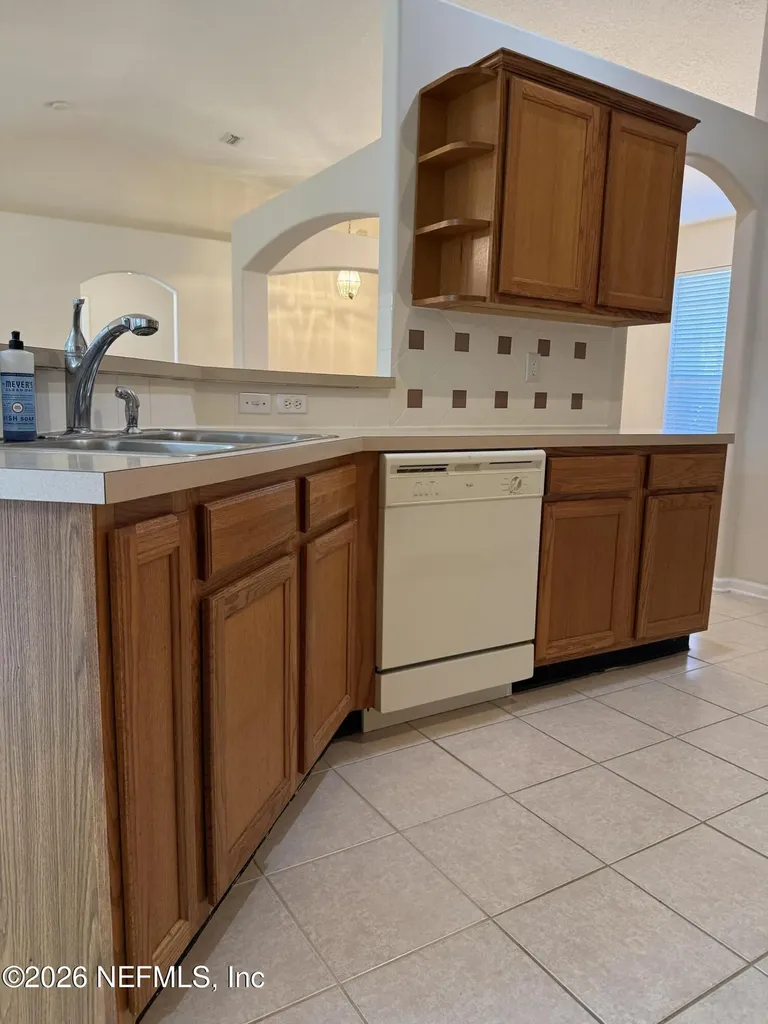 992 Hyannis Port Drive Jacksonville FL 32225