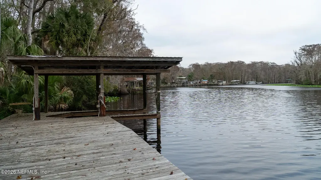 155 Fran Lane Satsuma FL 32189