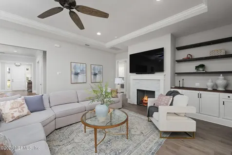 146 Woodbay Court St. Johns FL 32259