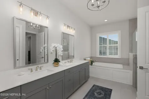 146 Woodbay Court St. Johns FL 32259
