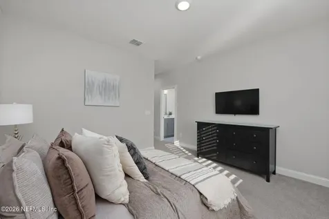 146 Woodbay Court St. Johns FL 32259