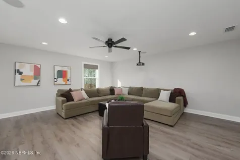 146 Woodbay Court St. Johns FL 32259