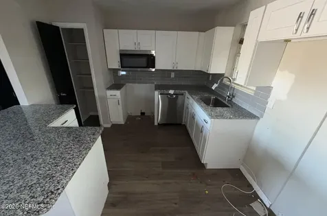 5725 Hillman Drive Jacksonville FL 32244