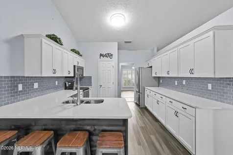 15730 Jim Court Jacksonville FL 32218