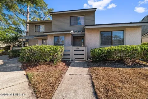7701 Baymeadows Circle W Jacksonville FL 32256