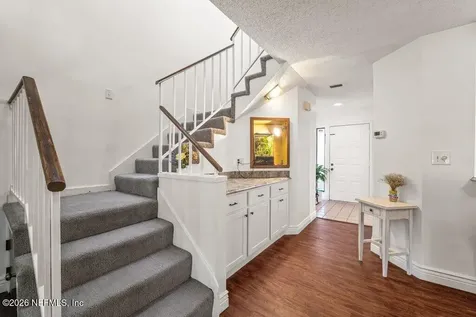 7701 Baymeadows Circle W Jacksonville FL 32256