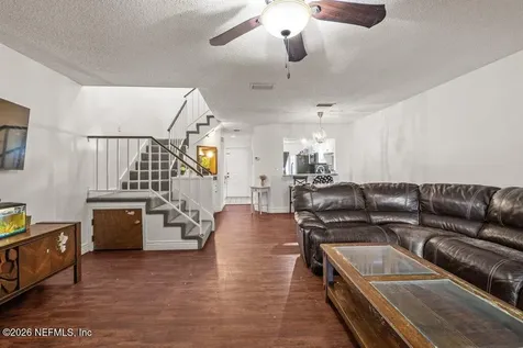 7701 Baymeadows Circle W Jacksonville FL 32256