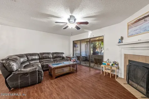 7701 Baymeadows Circle W Jacksonville FL 32256