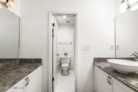 7701 Baymeadows Circle W Jacksonville FL 32256
