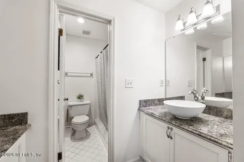 7701 Baymeadows Circle W Jacksonville FL 32256