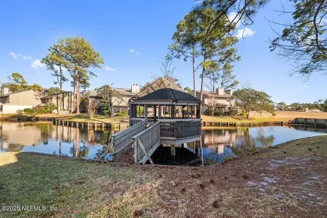 7701 Baymeadows Circle W Jacksonville FL 32256