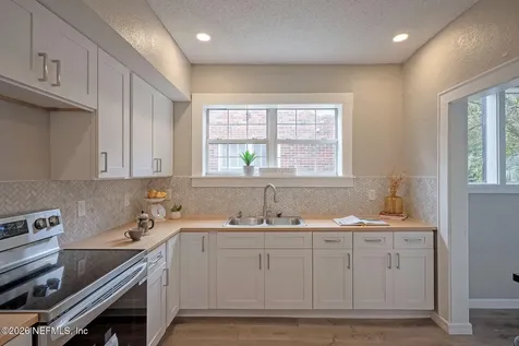 325 Alder Street Jacksonville FL 32206