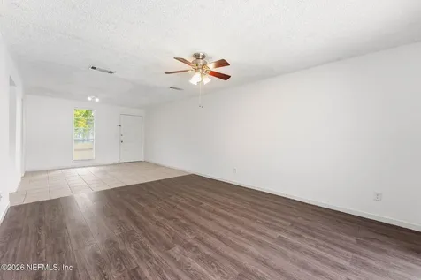 1738 El Prado Road Jacksonville FL 32216