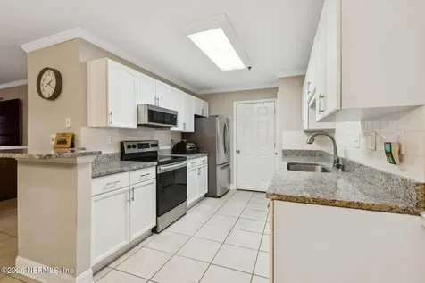 30970 Paradise Commons Fernandina Beach FL 32034