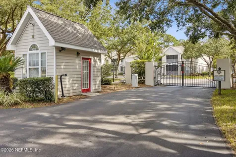30970 Paradise Commons Fernandina Beach FL 32034