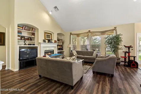 1822 Rising Oaks Drive Jacksonville FL 32223