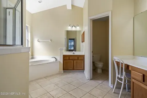 1822 Rising Oaks Drive Jacksonville FL 32223