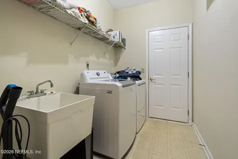1822 Rising Oaks Drive Jacksonville FL 32223