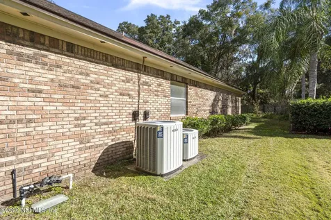 1822 Rising Oaks Drive Jacksonville FL 32223