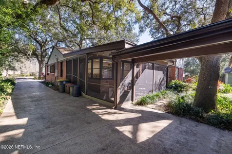 1384 San Mateo Avenue Jacksonville FL 32207