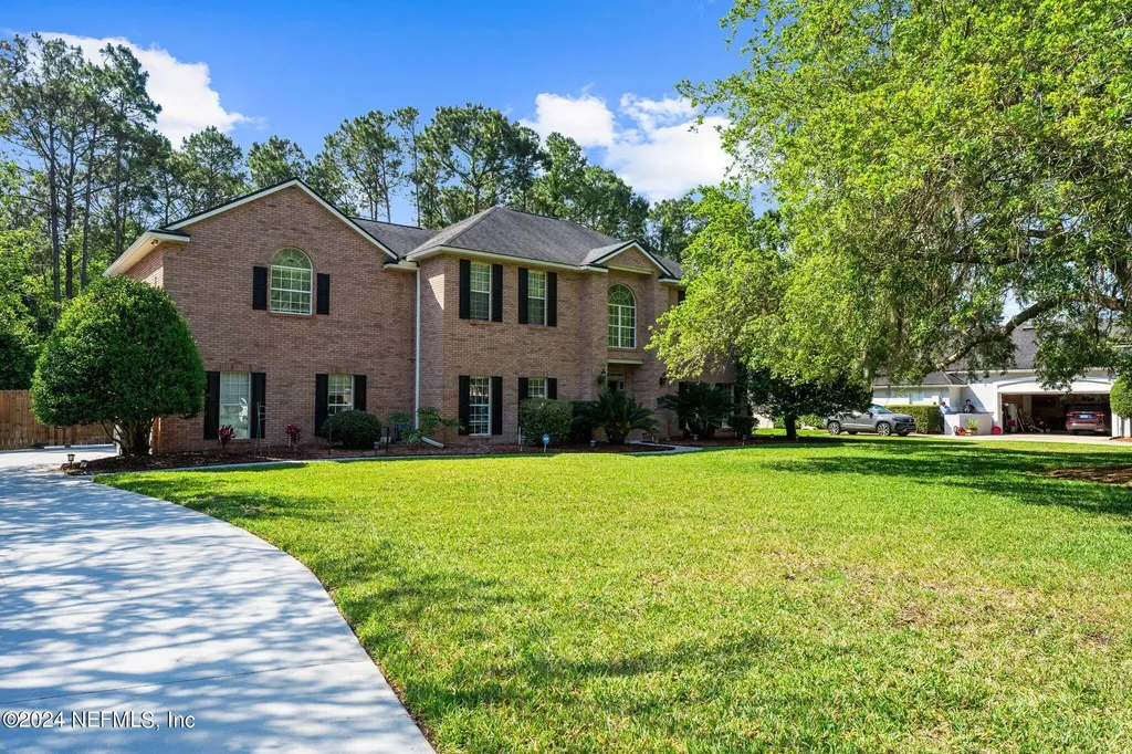 425 Oak Pond Drive Jacksonville FL 32259