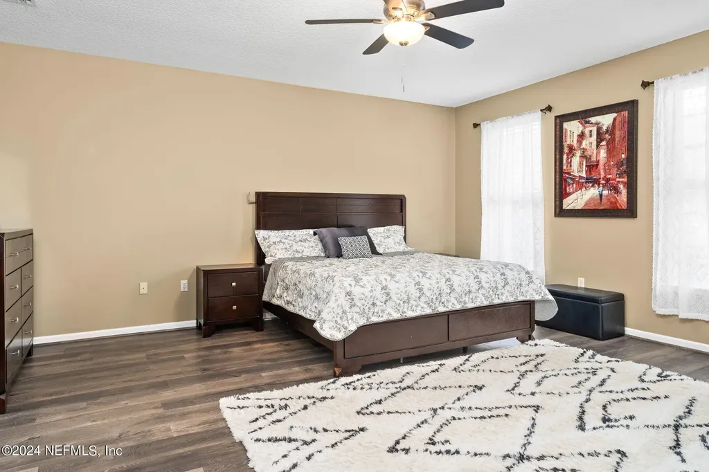 425 Oak Pond Drive Jacksonville FL 32259