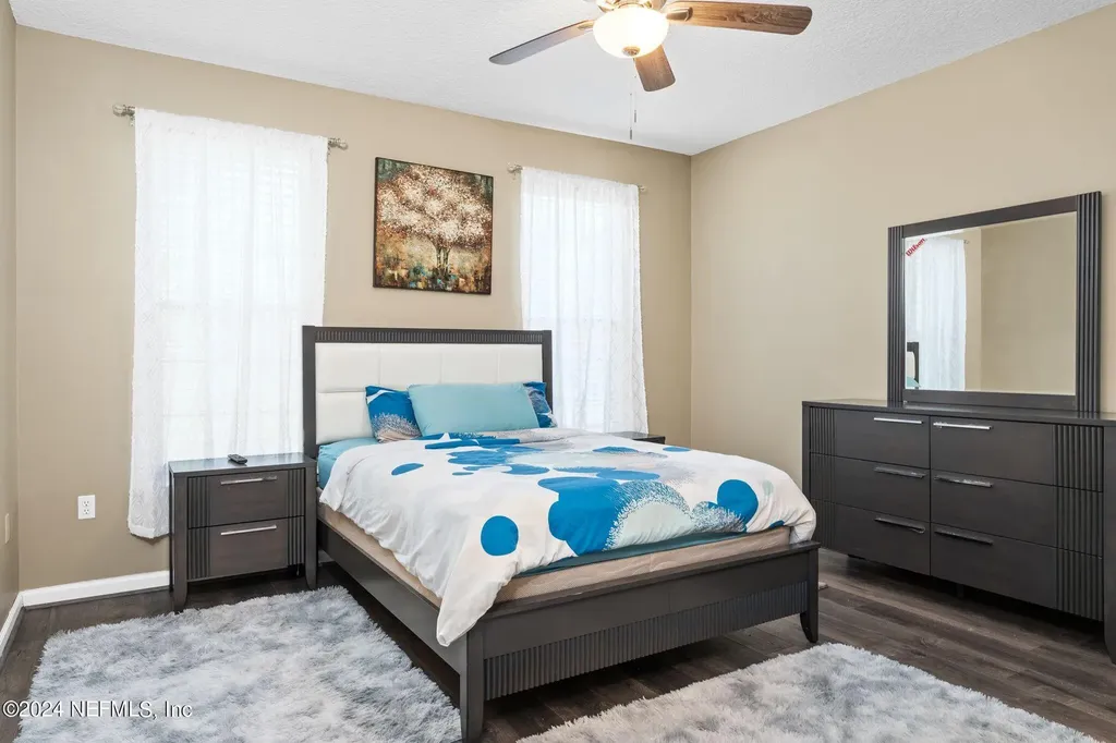 425 Oak Pond Drive Jacksonville FL 32259