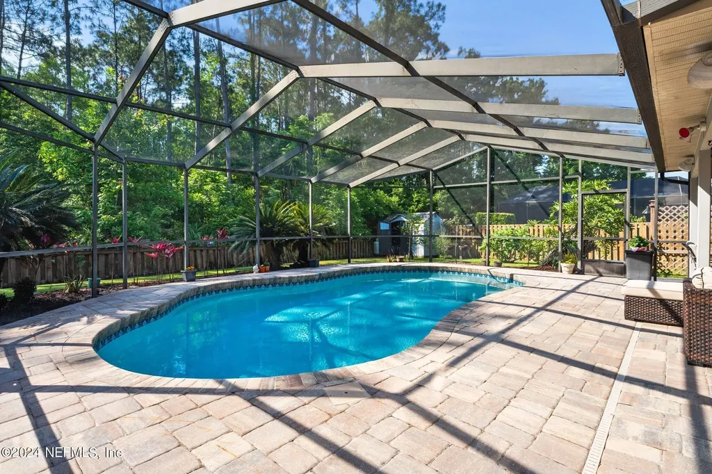 425 Oak Pond Drive Jacksonville FL 32259