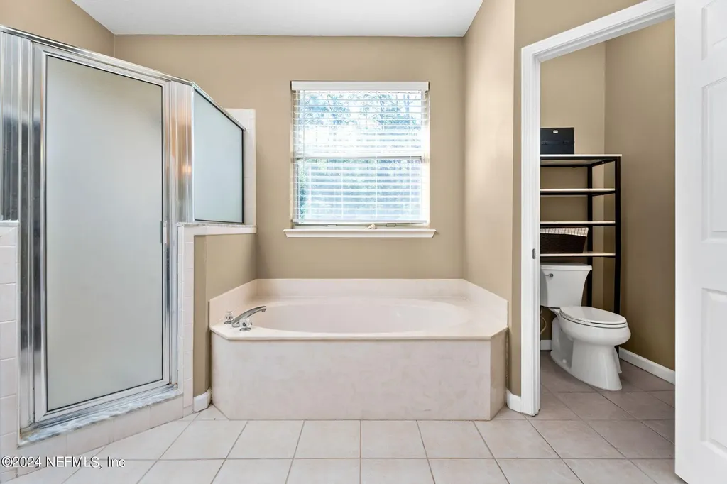 425 Oak Pond Drive Jacksonville FL 32259