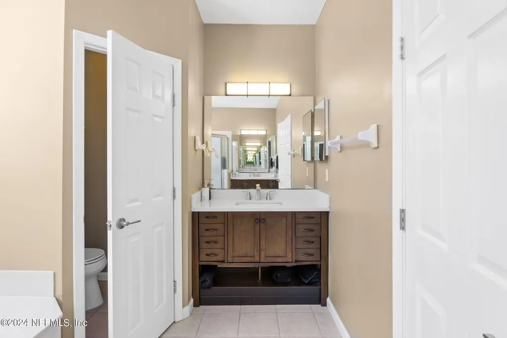 425 Oak Pond Drive Jacksonville FL 32259