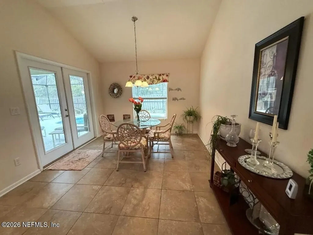 1985 Colonial Drive Green Cove Springs FL 32043