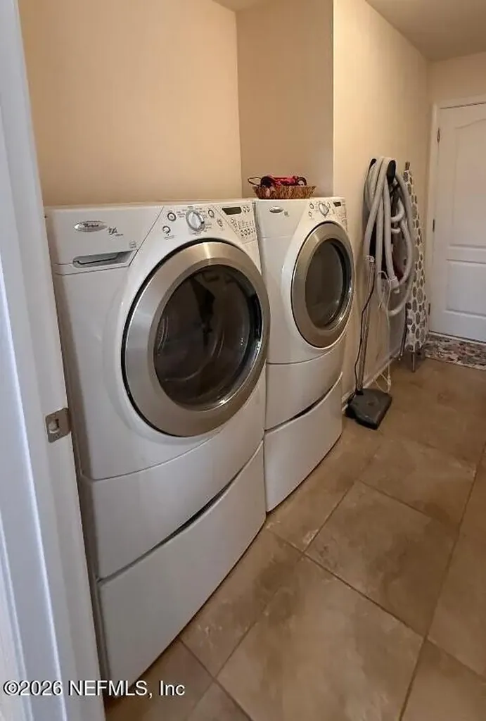 1985 Colonial Drive Green Cove Springs FL 32043