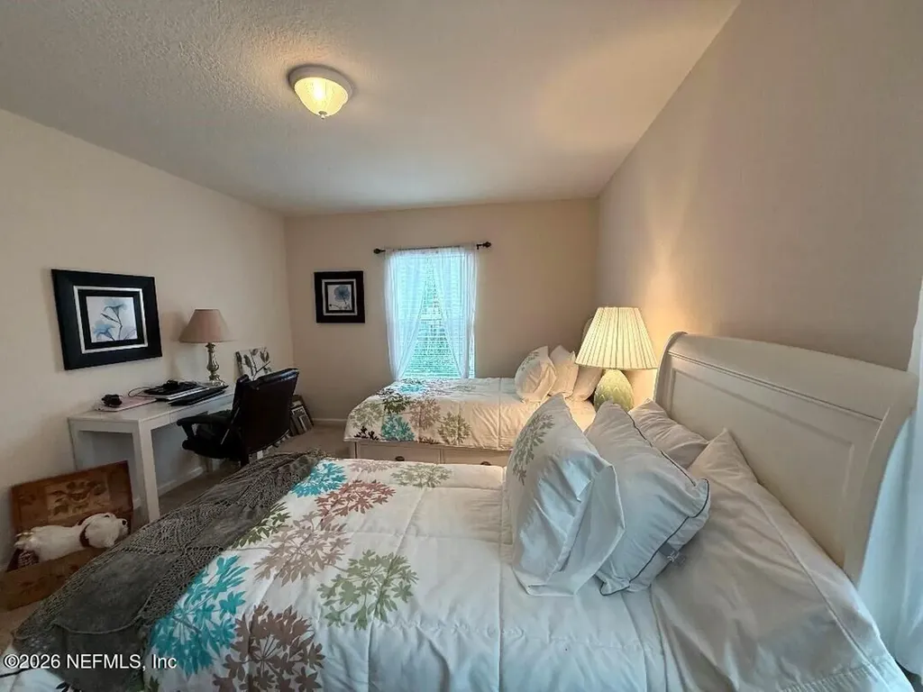 1985 Colonial Drive Green Cove Springs FL 32043