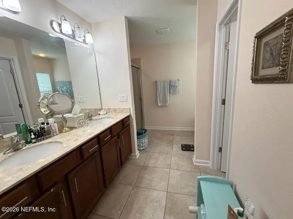1985 Colonial Drive Green Cove Springs FL 32043