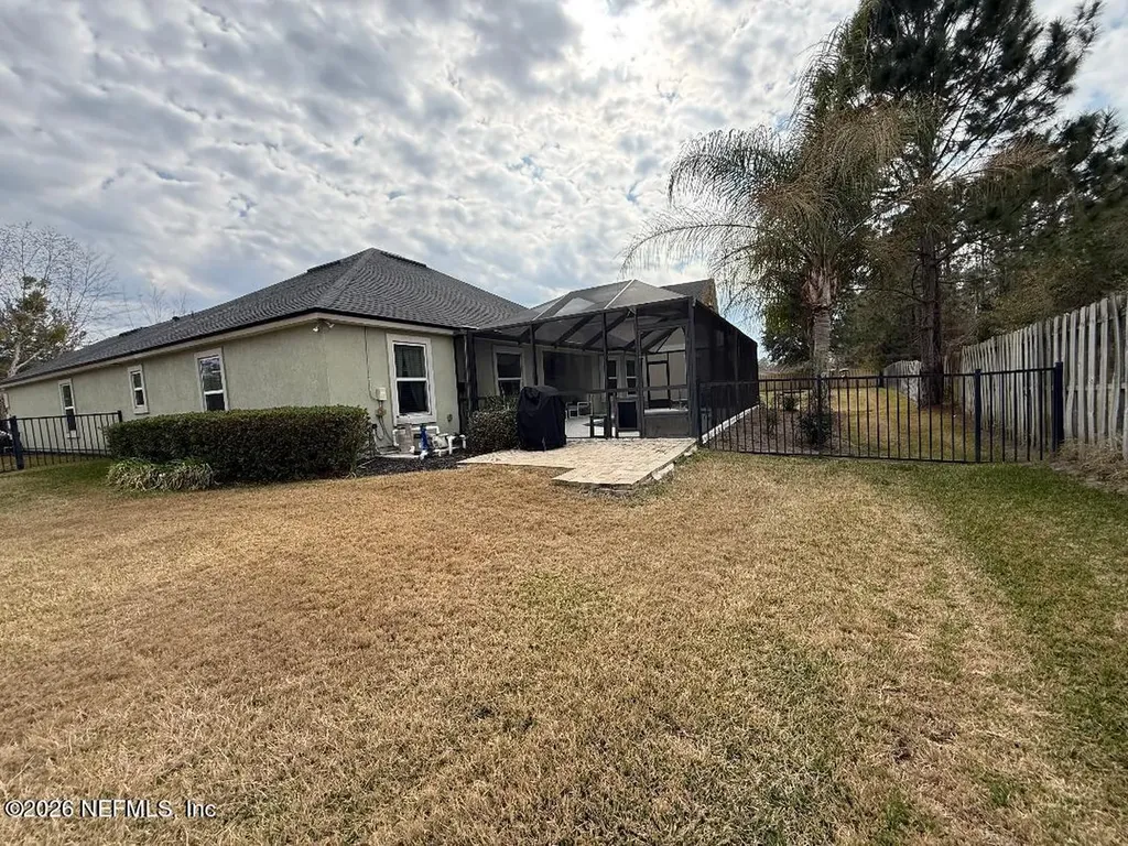 1985 Colonial Drive Green Cove Springs FL 32043