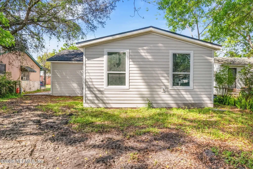 1588 W 15th Street Jacksonville FL 32209