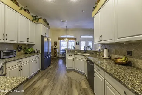 4044 Glenhurst Drive N Jacksonville FL 32224